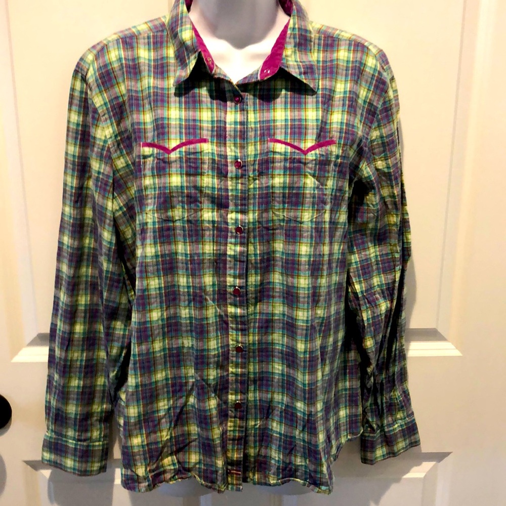Wrangler Western shirt ladies size XL.